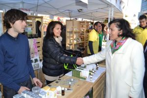 Държавата ще дава помощи на общините за фермерски пазари от 2017 г.